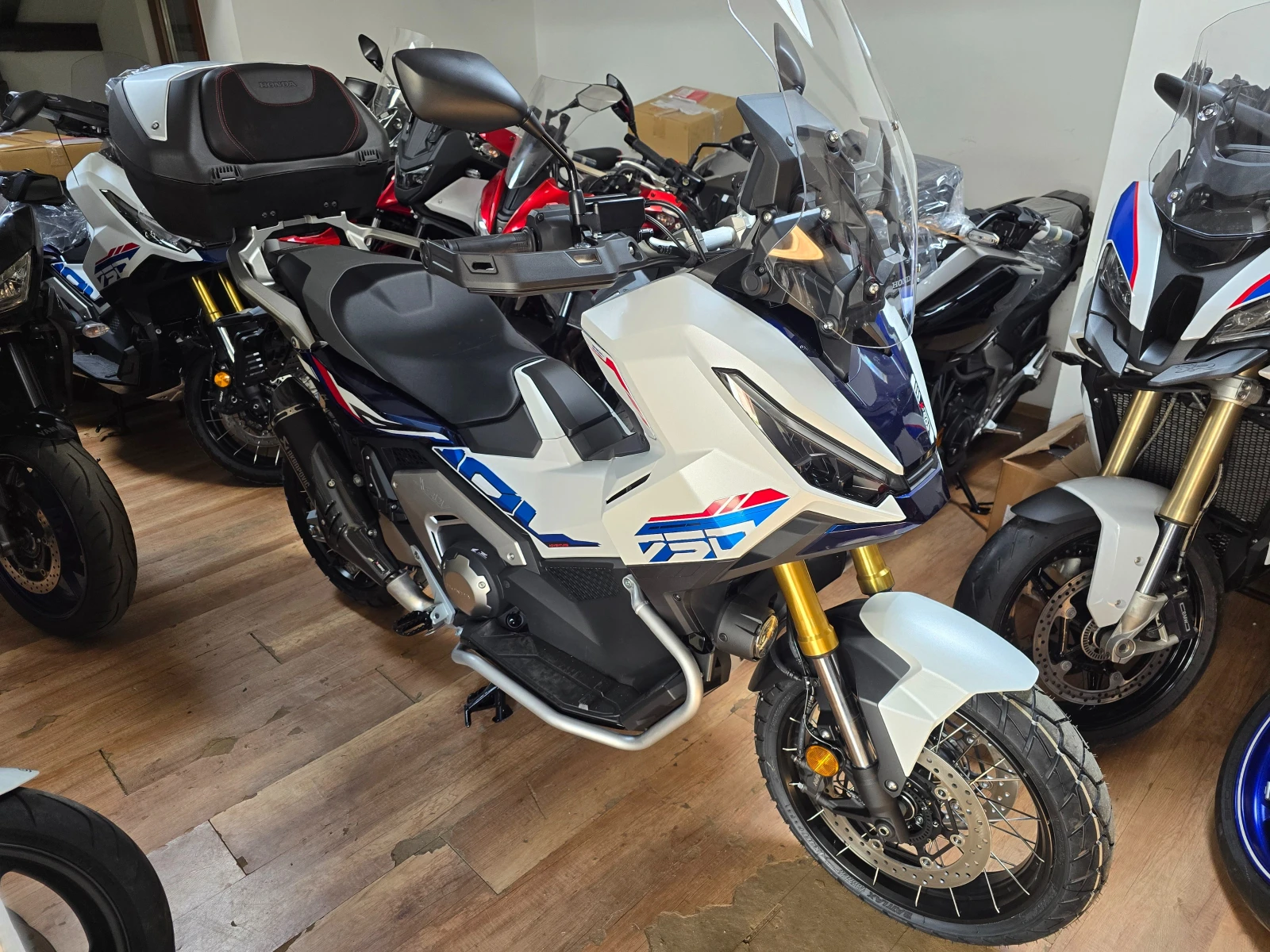 Honda X-ADV 750 модел 2026 НАЛИЧНИ!!!, снимка 6 - Мотоциклети и мототехника - 53330790