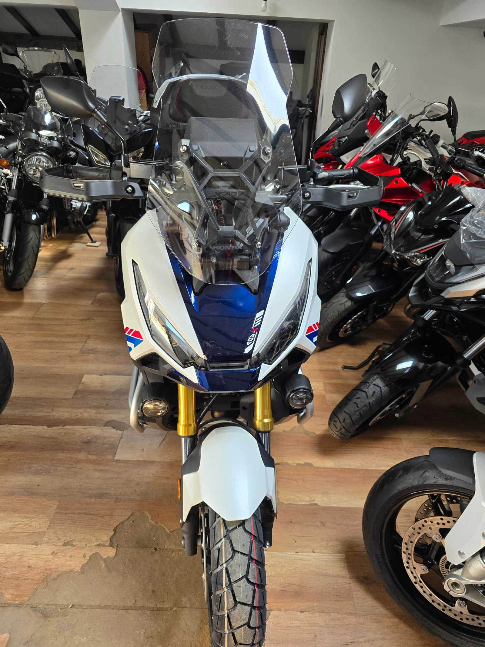 Honda X-ADV 750 модел 2026 НАЛИЧНИ!!!, снимка 3 - Мотоциклети и мототехника - 53330790