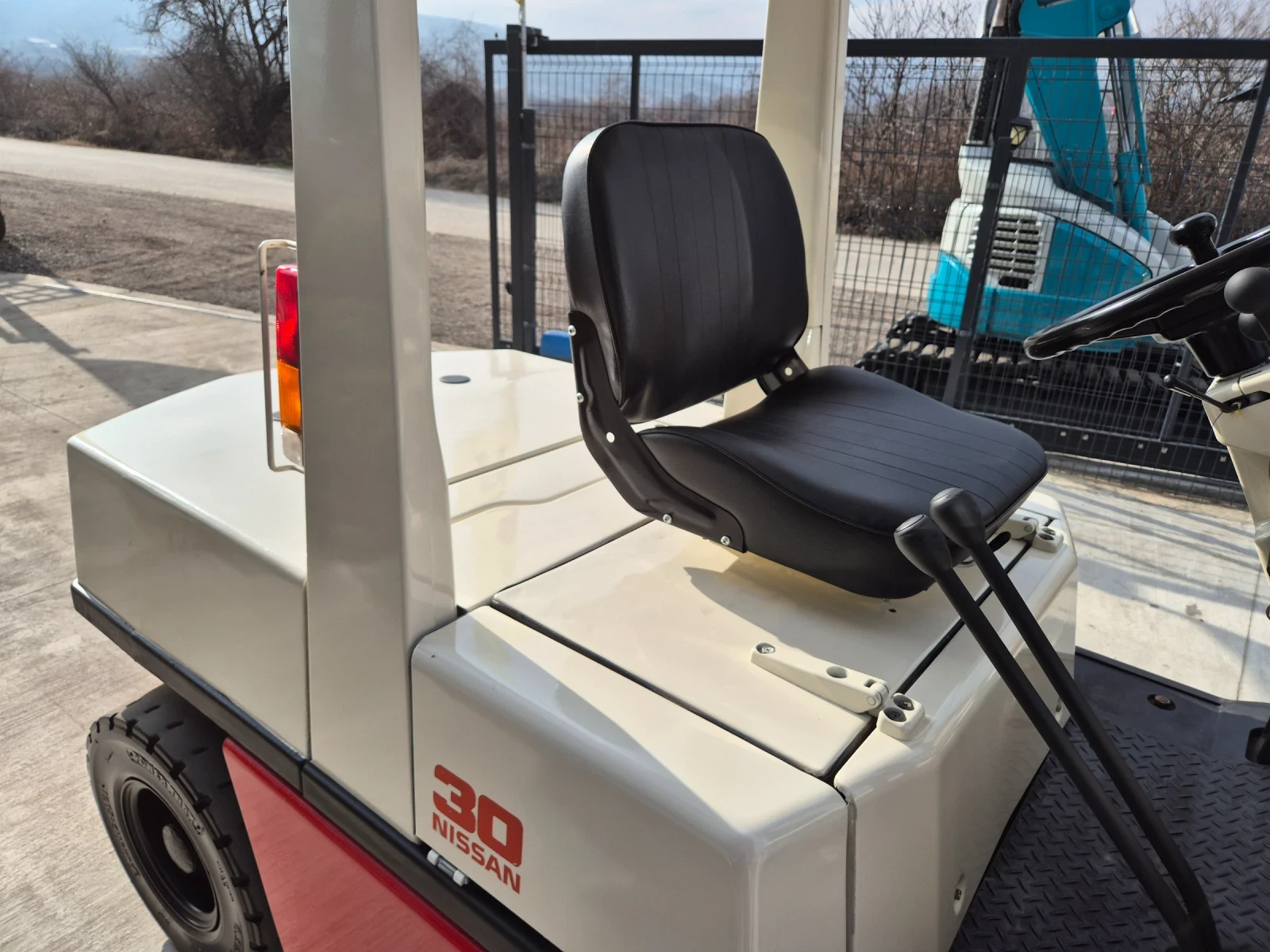  Nissan 3  /  ! | Mobile.bg   11