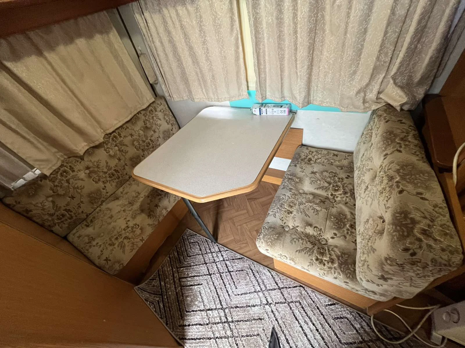 Каравана Hobby 10D - изображение 9