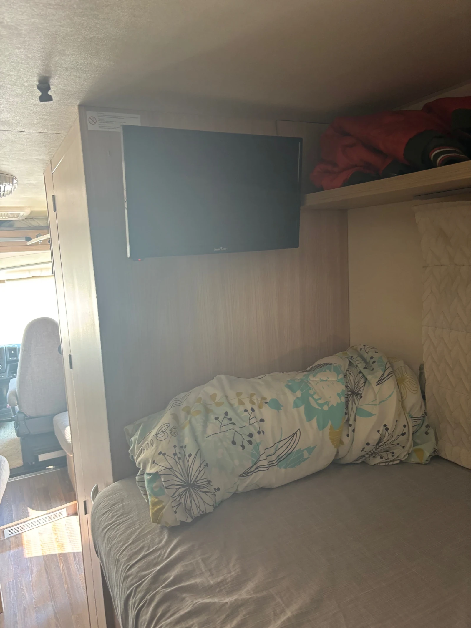 Кемпер Burstner Lyseo ALDE, снимка 10 - Каравани и кемпери - 53763542