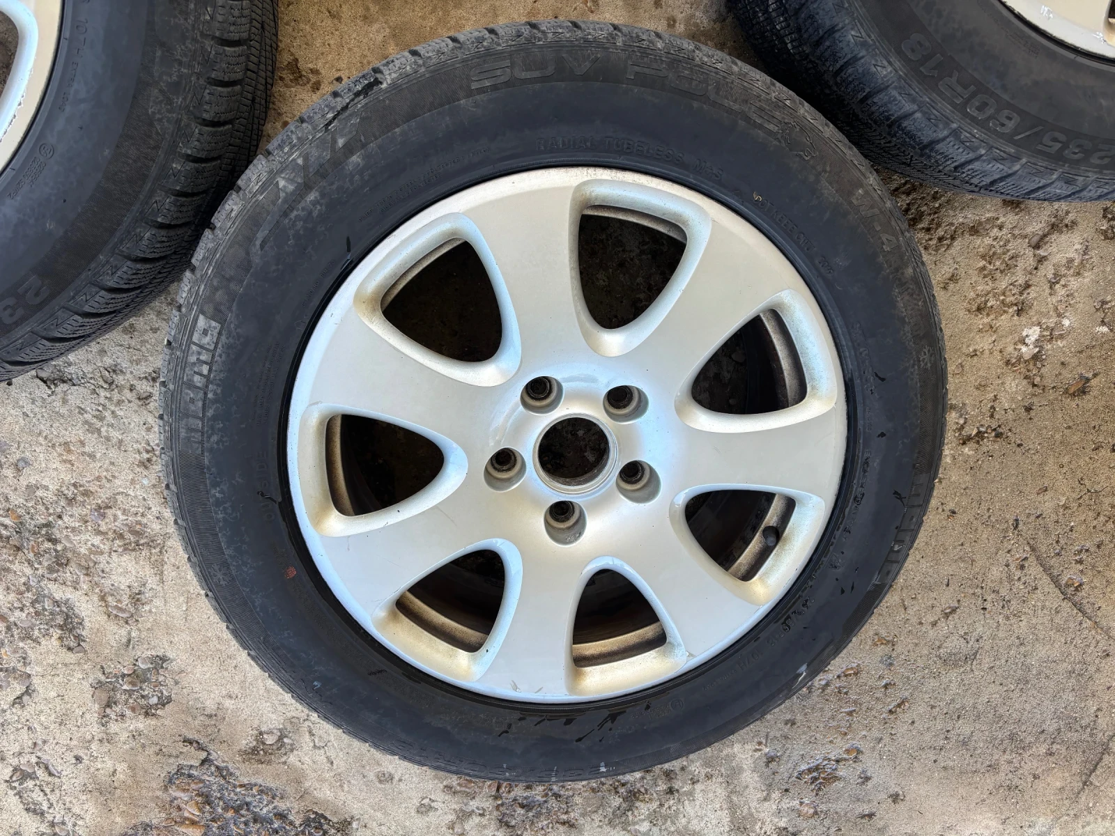 ���� � ������ 235/60R18 �� Audi Q7 | Mobile.bg � ����������� 5