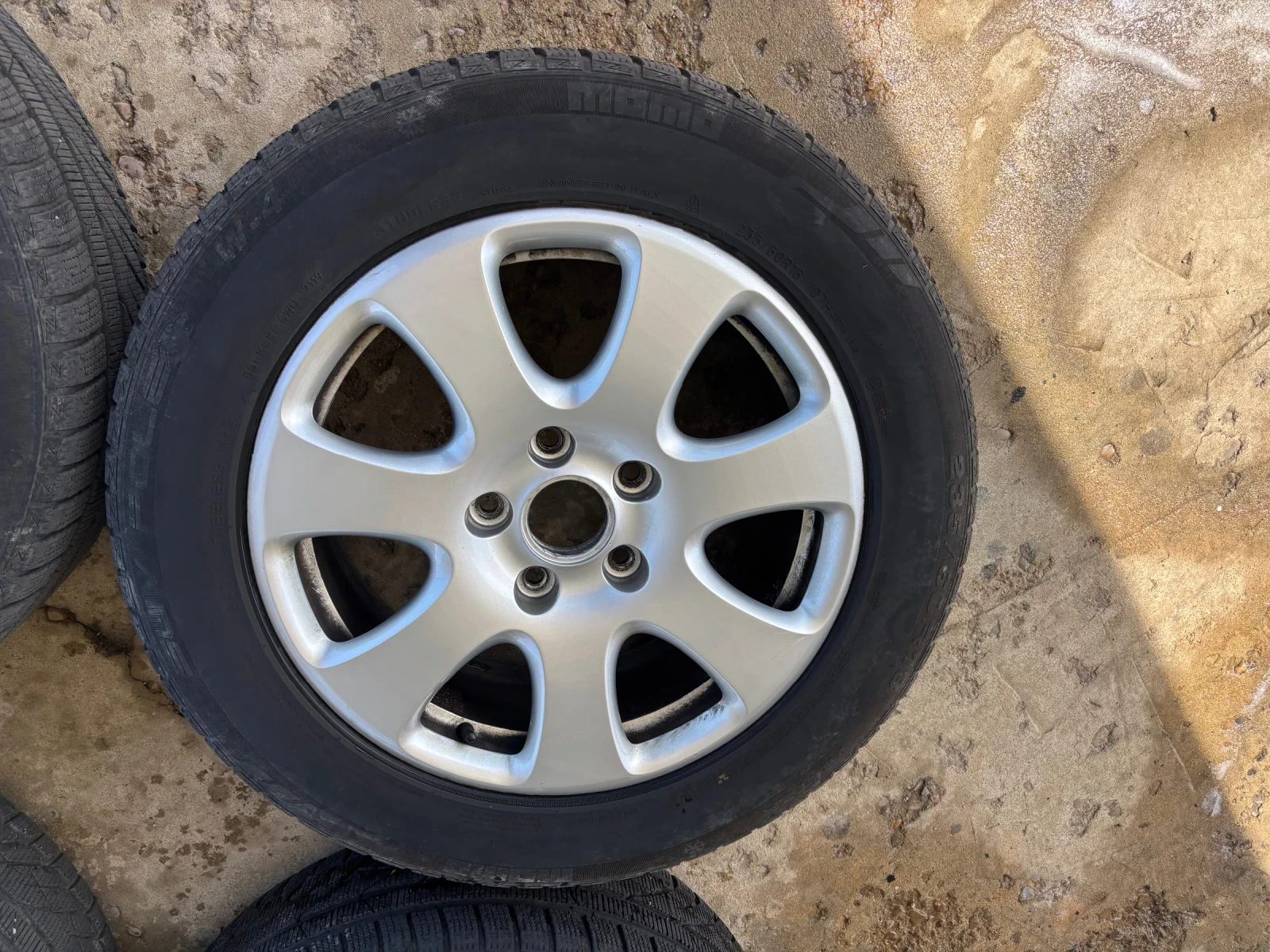 ���� � ������ 235/60R18 �� Audi Q7 | Mobile.bg � ����������� 3