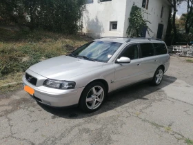 Volvo V70 2.4