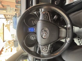 Toyota Avensis 1.8 I 147к.с., снимка 14