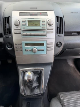 Toyota Corolla verso 2.2 136 / 6+ 1, снимка 15