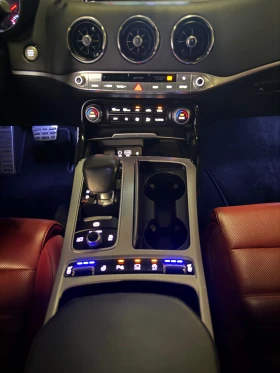Kia Stinger KIA Stinger GT 3.3 V6 Twin-Turbo AWD | 370 к.с. | , снимка 14