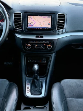 VW Sharan 2.0TDI АВТОМАТ | Auto.bg — изображение 13