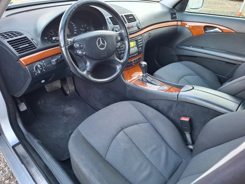 Mercedes-Benz E 220 CDI Facelift 170 kc., снимка 6 - Автомобили и джипове - 48555343