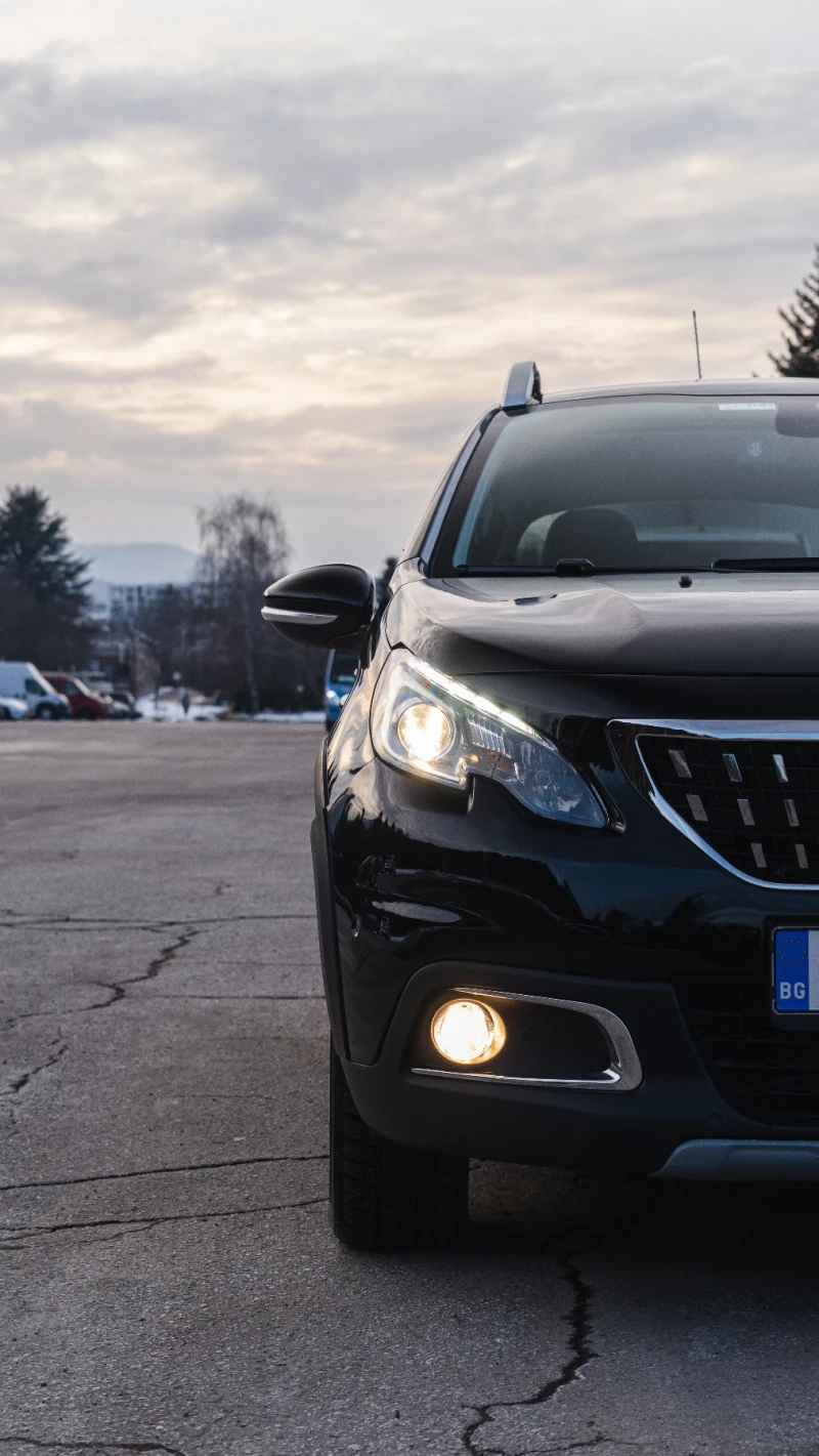 Peugeot 2008, снимка 1 - Автомобили и джипове - 49271927