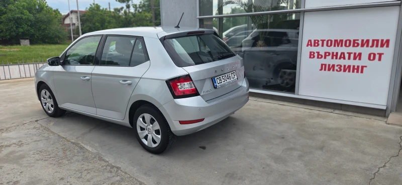 Skoda Fabia ГАРАНЦИЯ 07.2026г., снимка 6 - Автомобили и джипове - 50384580