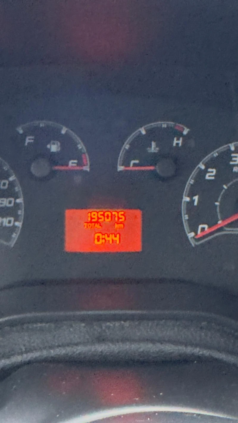 Fiat Doblo 1.6 Multidjet, снимка 9 - Автомобили и джипове - 53124224