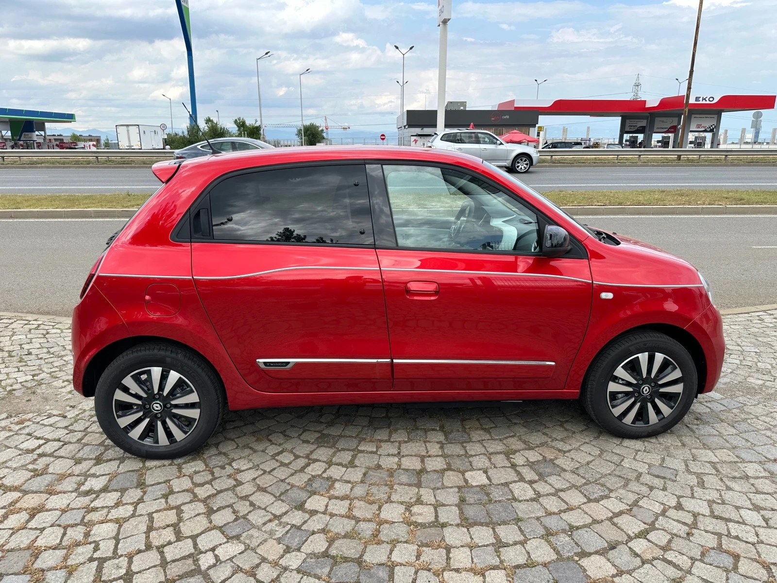 Renault Twingo Elektrik/Techno Schuko/ - изображение 9