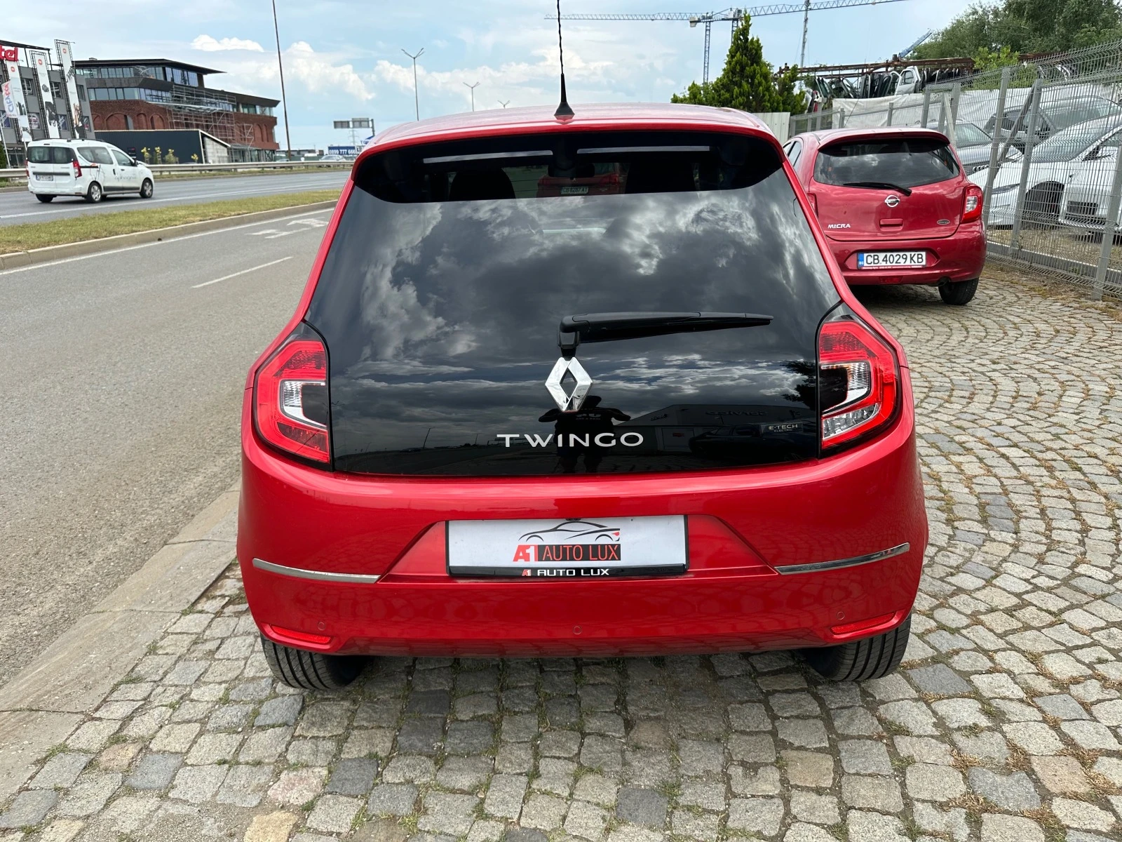 Renault Twingo Elektrik/Techno Schuko/ - изображение 7