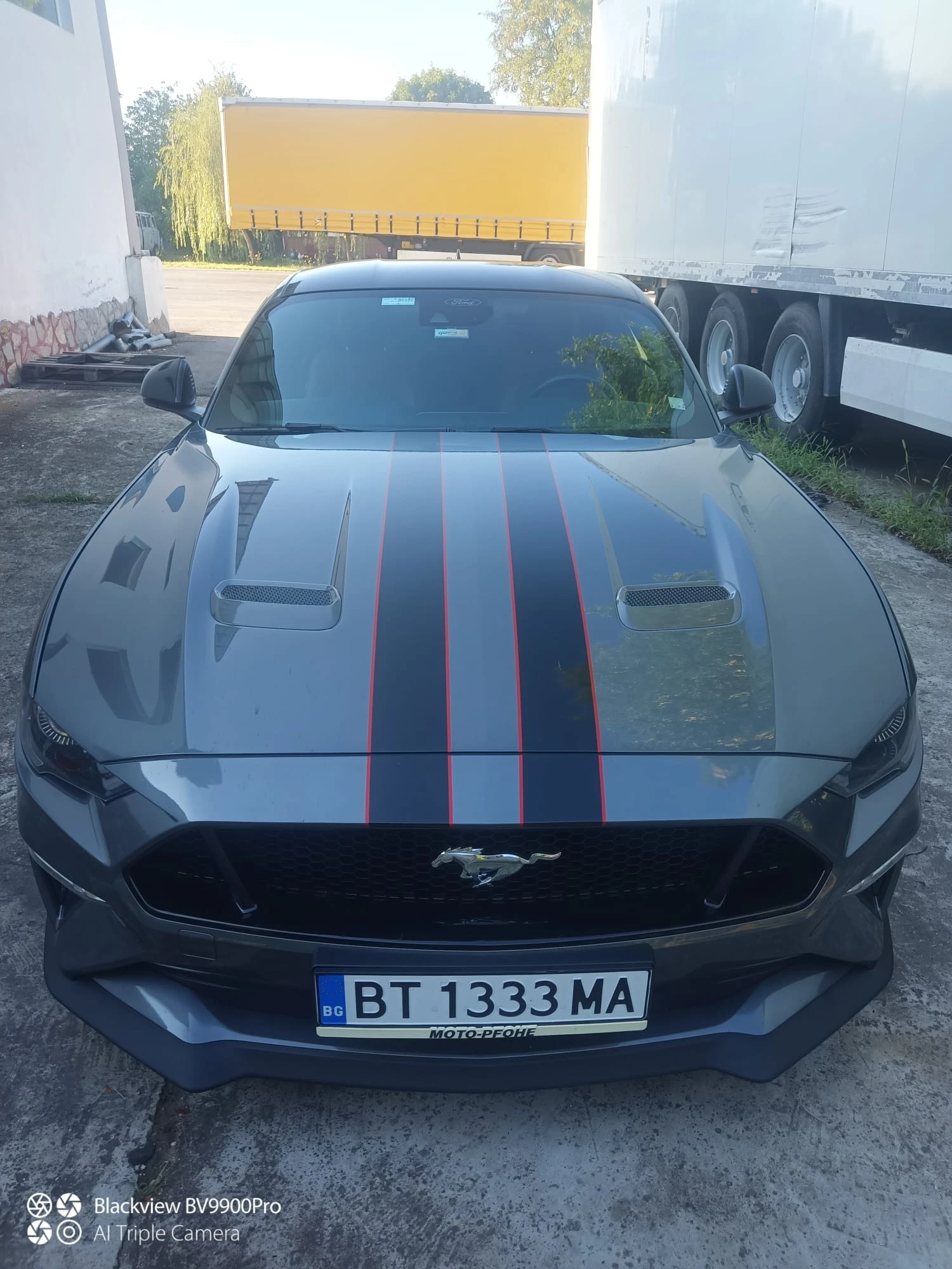 Ford Mustang 5.0 V8 - изображение 7