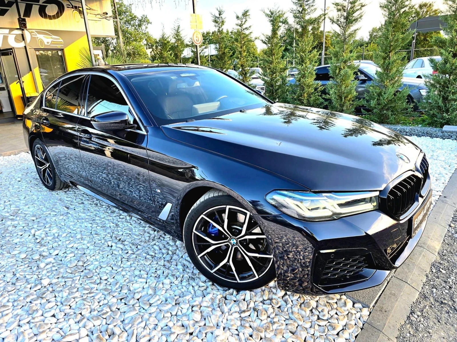 BMW 530 I XDRIVE MEGA FULL MPACK TOP 20ХИЛ КМ  ЛИЗИНГ 100% - изображение 4