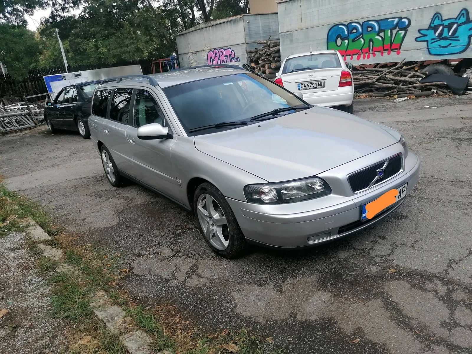 Volvo V70 2.4 - изображение 4