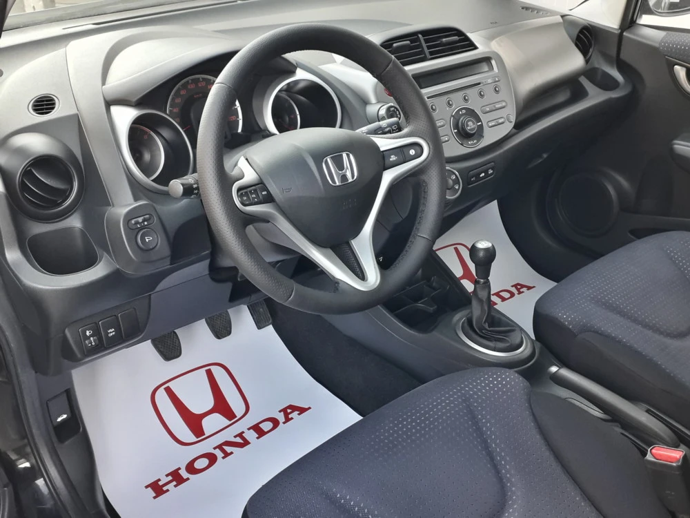 Honda Jazz 1.2 i-VTEC Trend MT - изображение 10