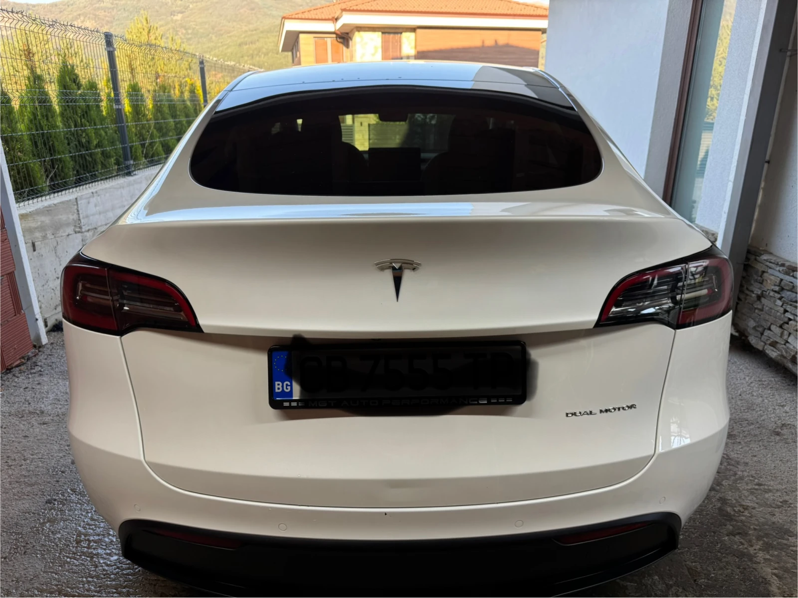 Tesla Model Y Dual motor - изображение 4