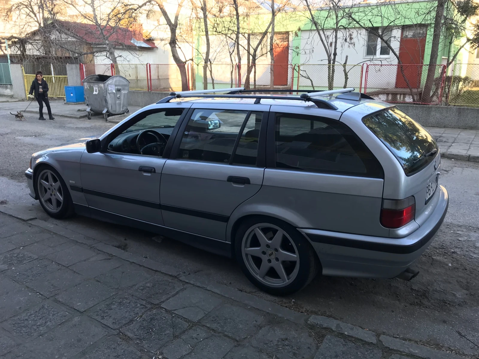 BMW 320  - изображение 7