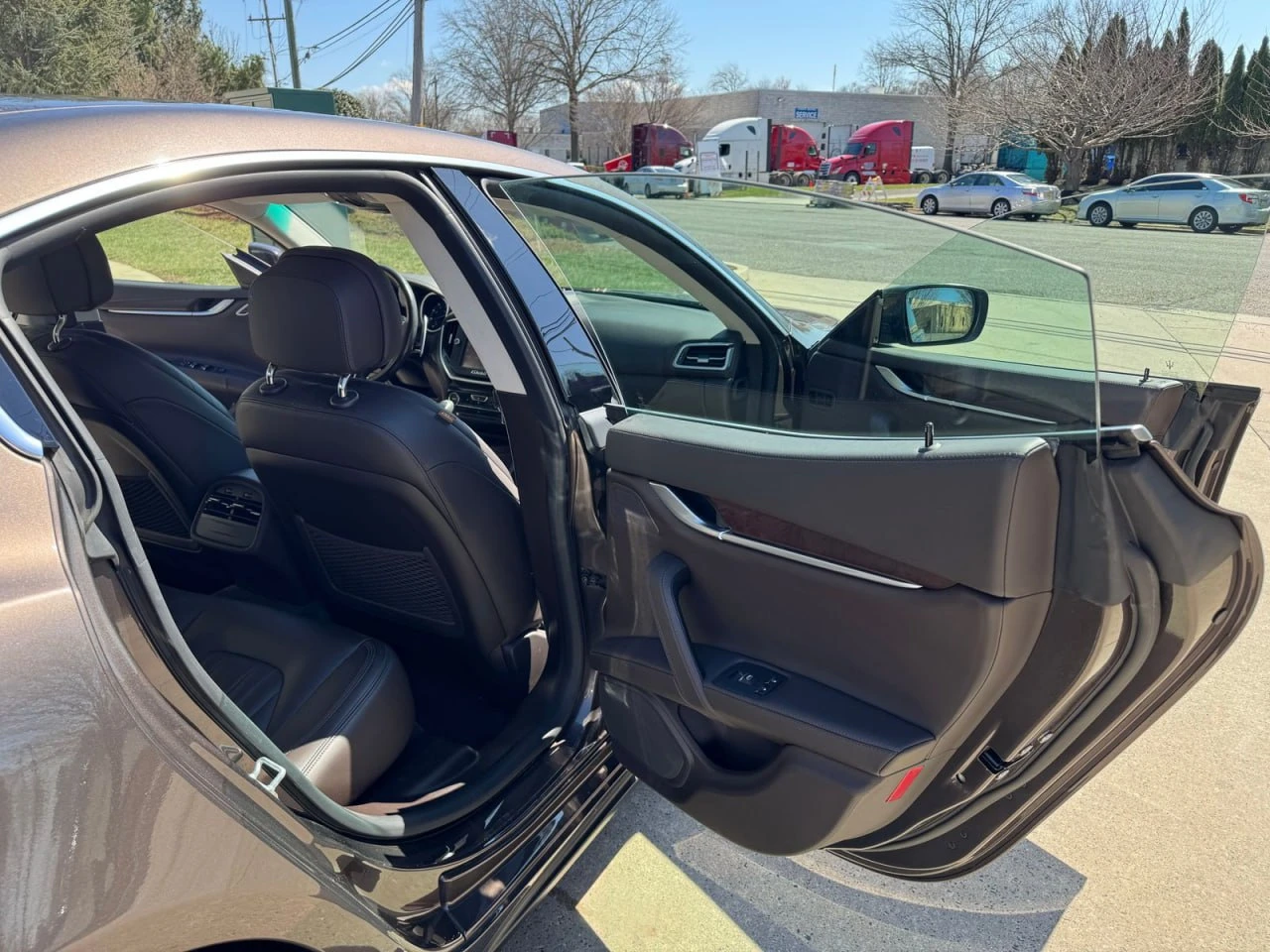 Maserati Ghibli * CARFAX * ��� ������������ ������ | Mobile.bg � ����������� 12