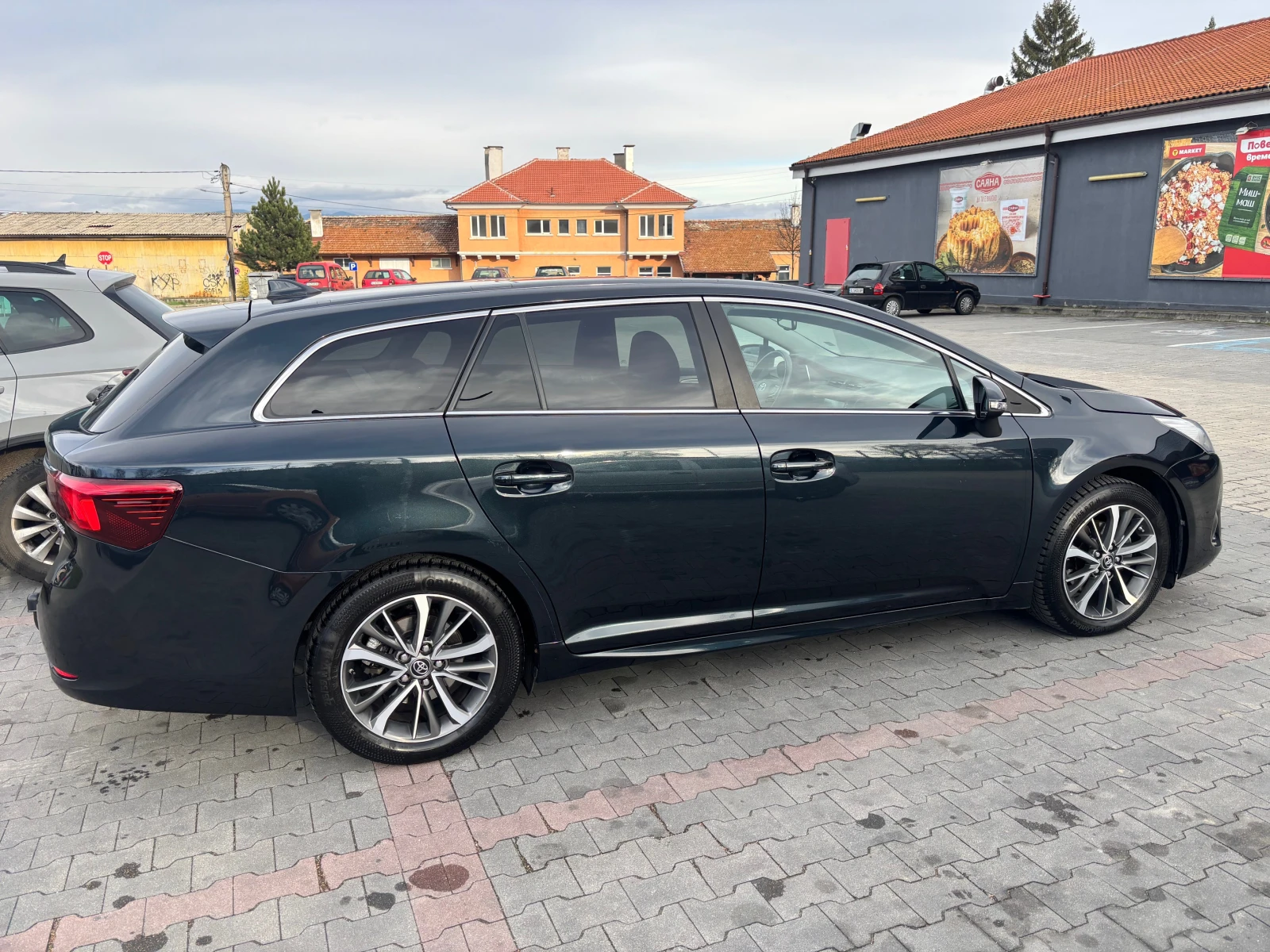Toyota Avensis 1.8 I 147к.с. - изображение 7