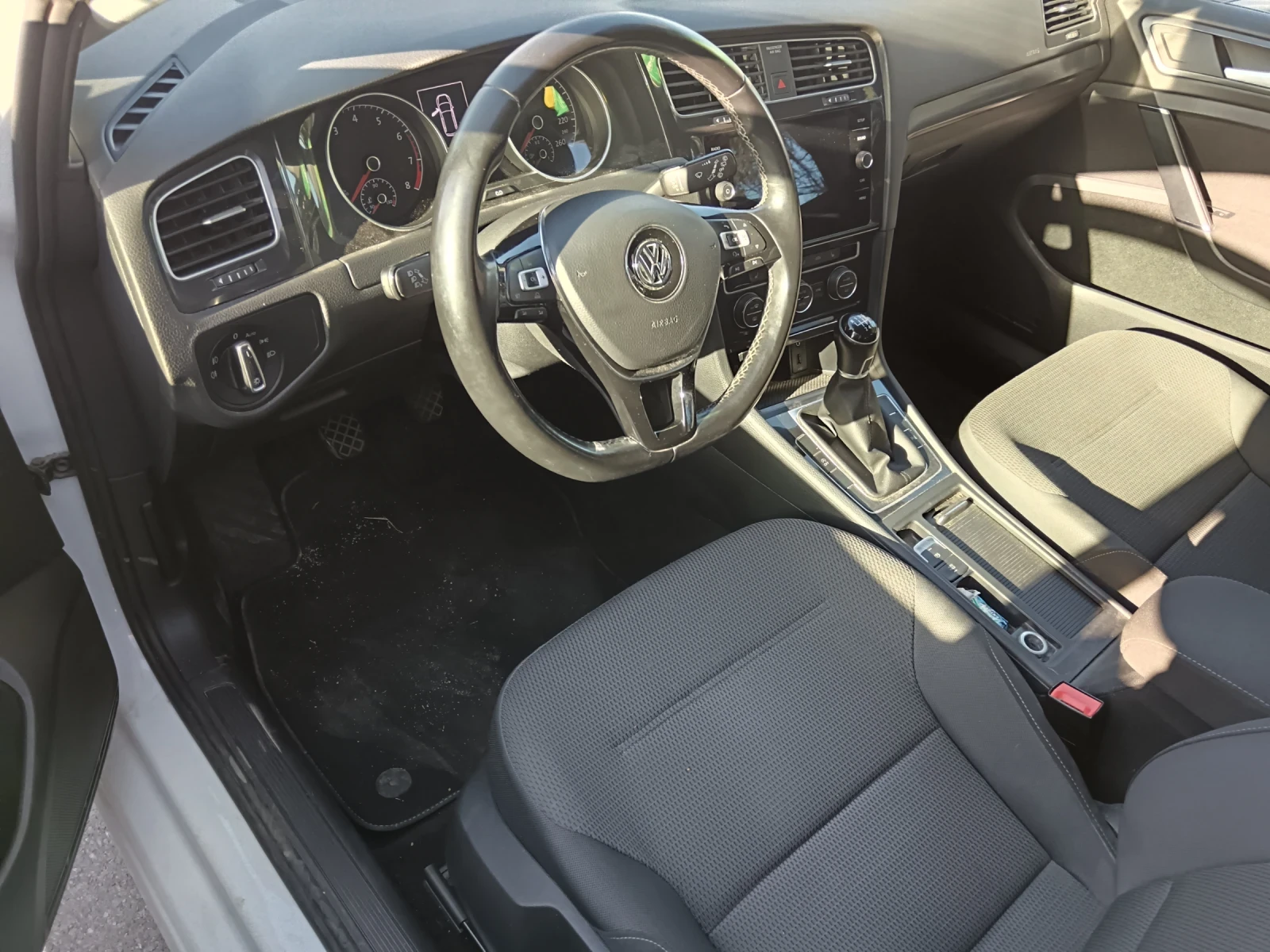 VW Golf TCI, снимка 5 - Автомобили и джипове - 53817148