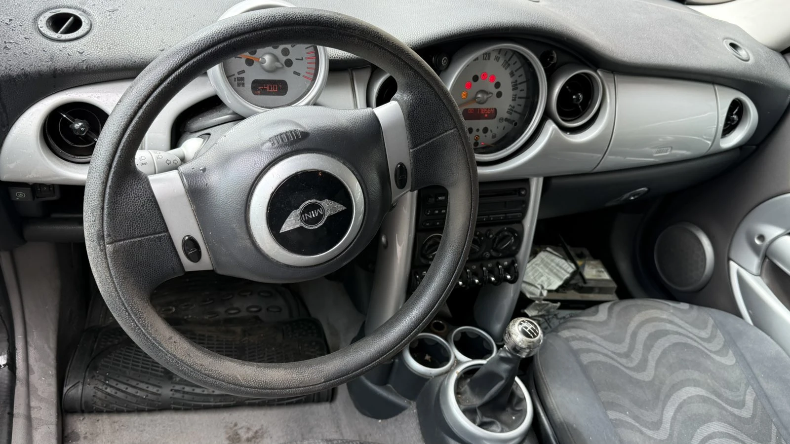 Mini One, снимка 4 - Автомобили и джипове - 54293793