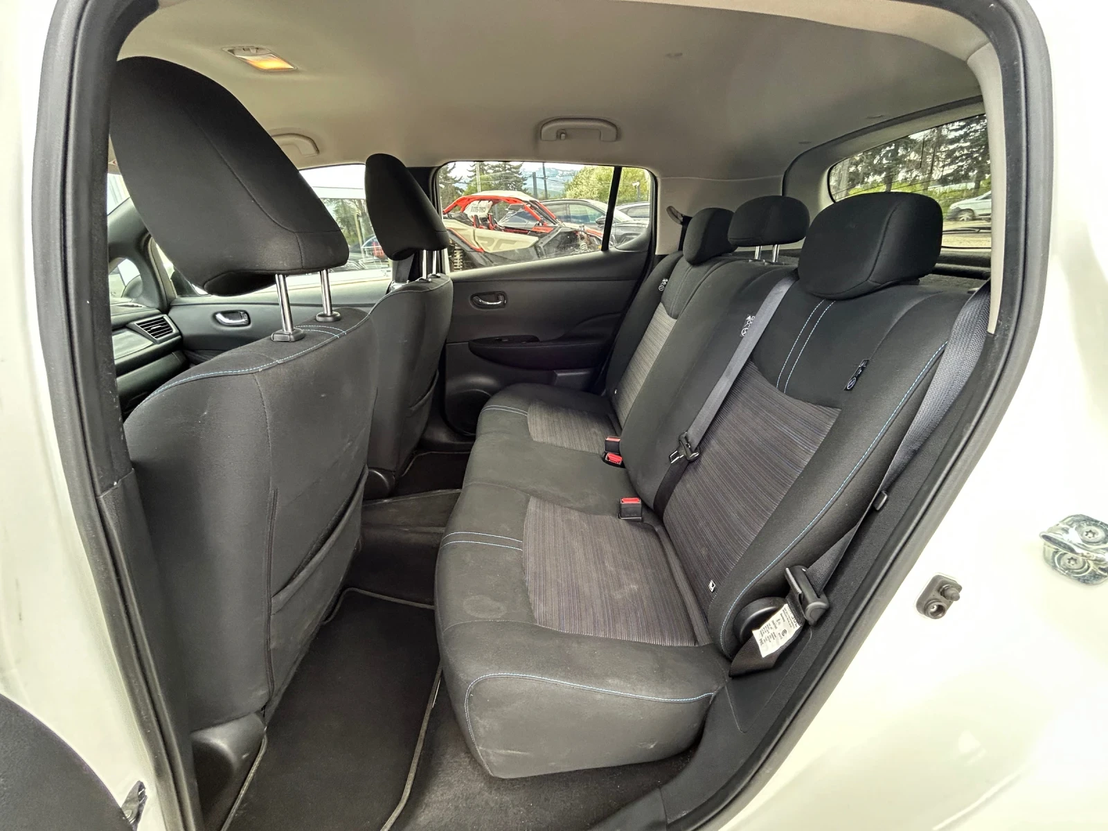 Nissan Leaf  40KW, снимка 7 - Автомобили и джипове - 54403330