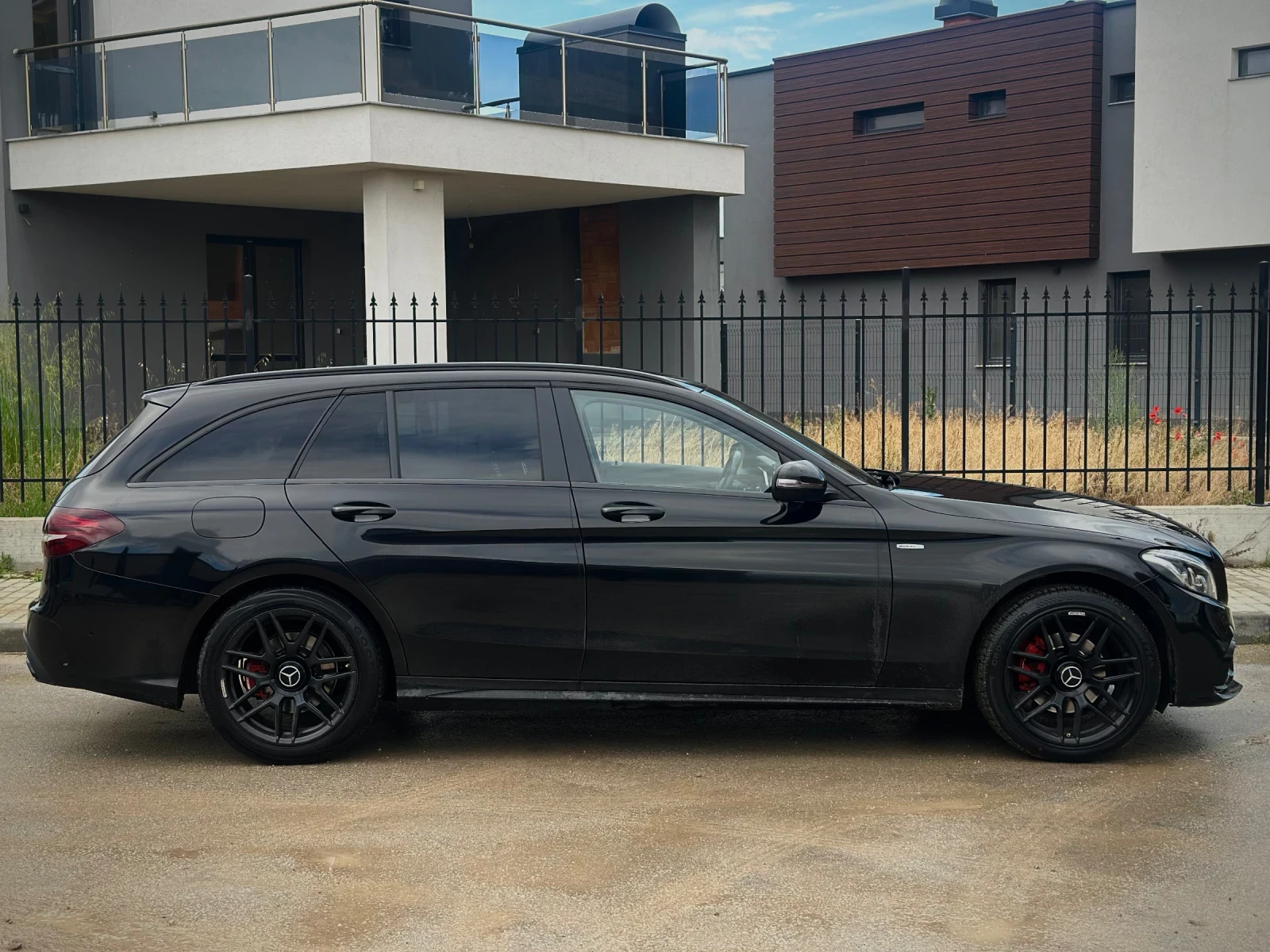Mercedes-Benz C 220 C63 AMG pack-Distronic-Navi-Ambient, снимка 4 - Автомобили и джипове - 54659288