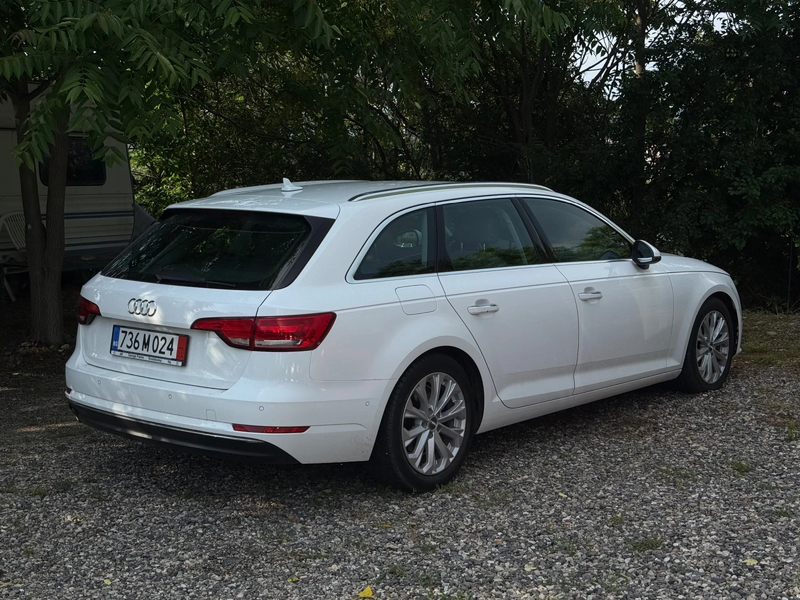 Audi A4 2.0TDi /DIGI/Sport/SafeAssist/Keyless/S-tronic | Mobile.bg � ����������� 6