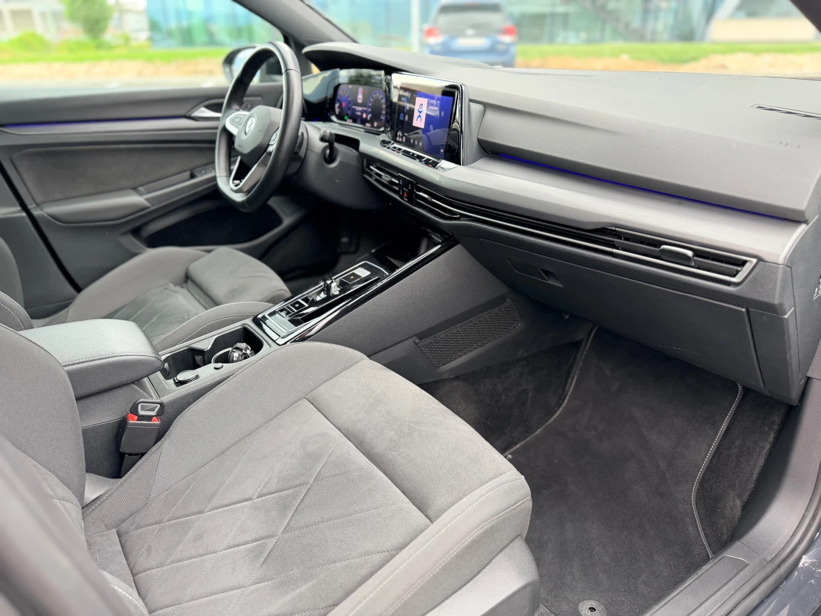 VW Golf 2.0TSI-4Motion-Лизинг през Уникредит , снимка 14 - Автомобили и джипове - 54869113