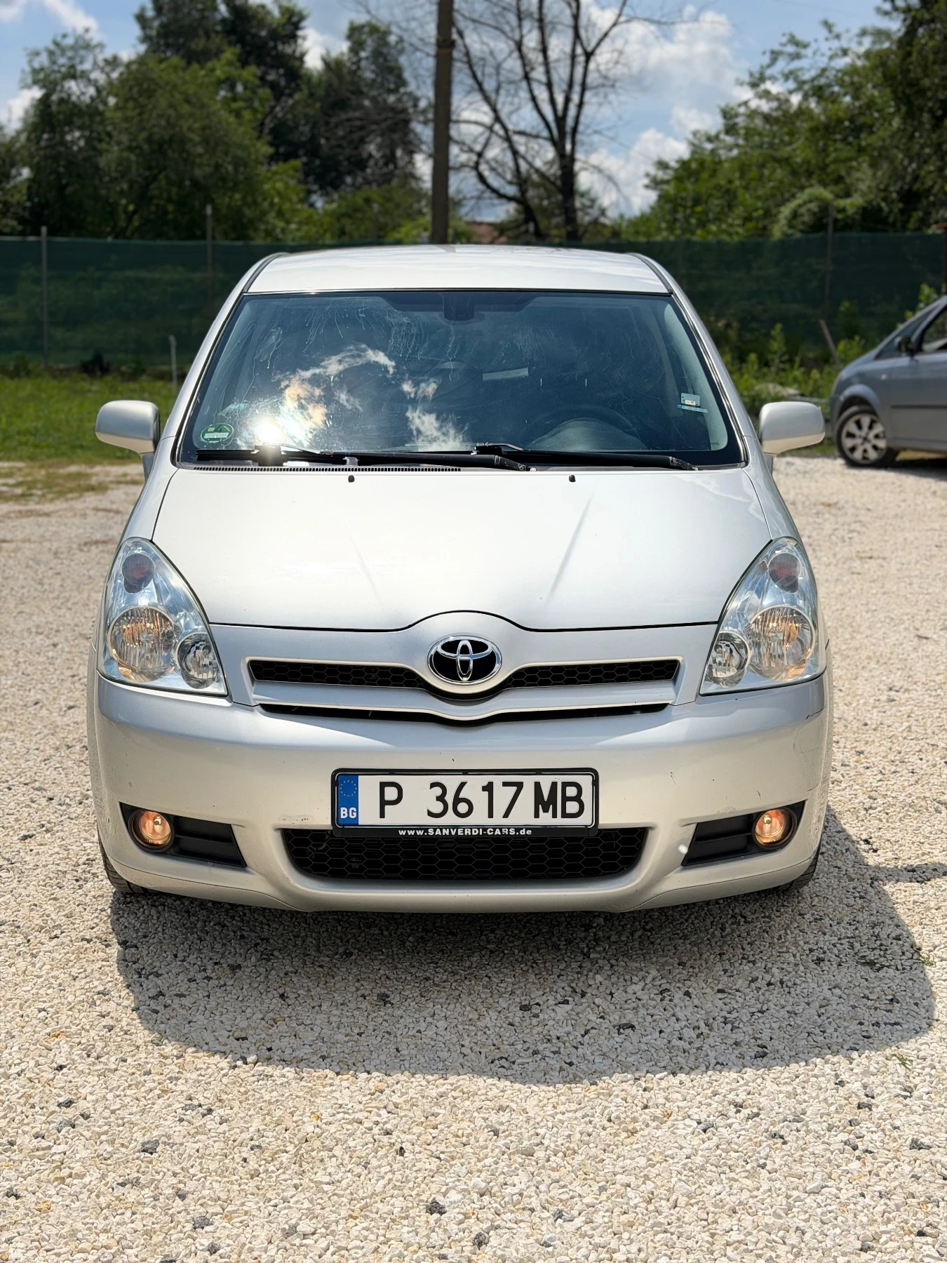 Toyota Corolla verso 2.2 136 / 6+ 1, снимка 2 - Автомобили и джипове - 54892890