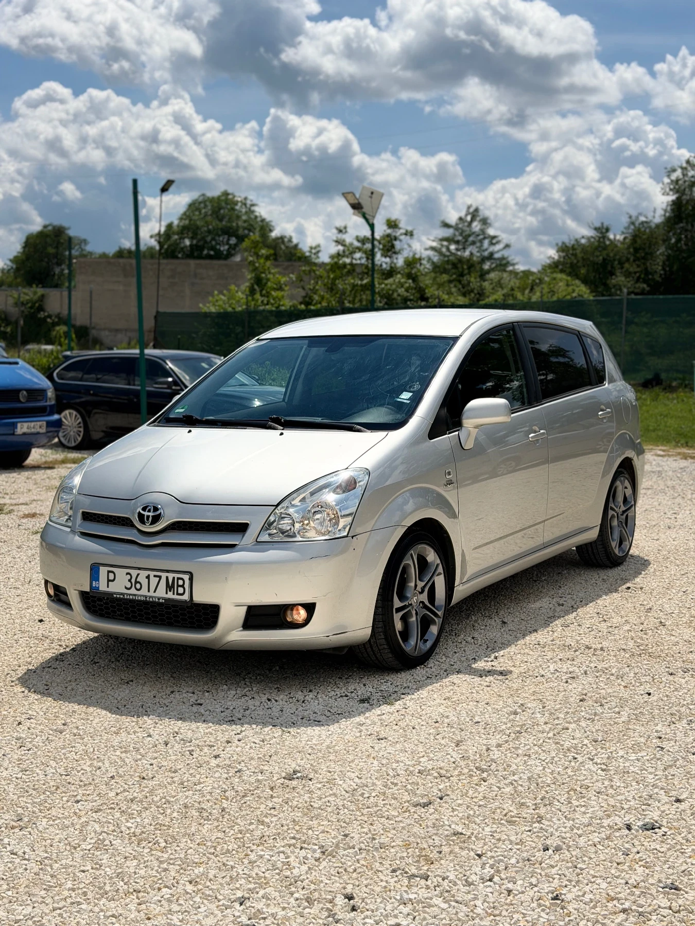 Toyota Corolla verso 2.2 136 / 6+ 1, снимка 3 - Автомобили и джипове - 54892890