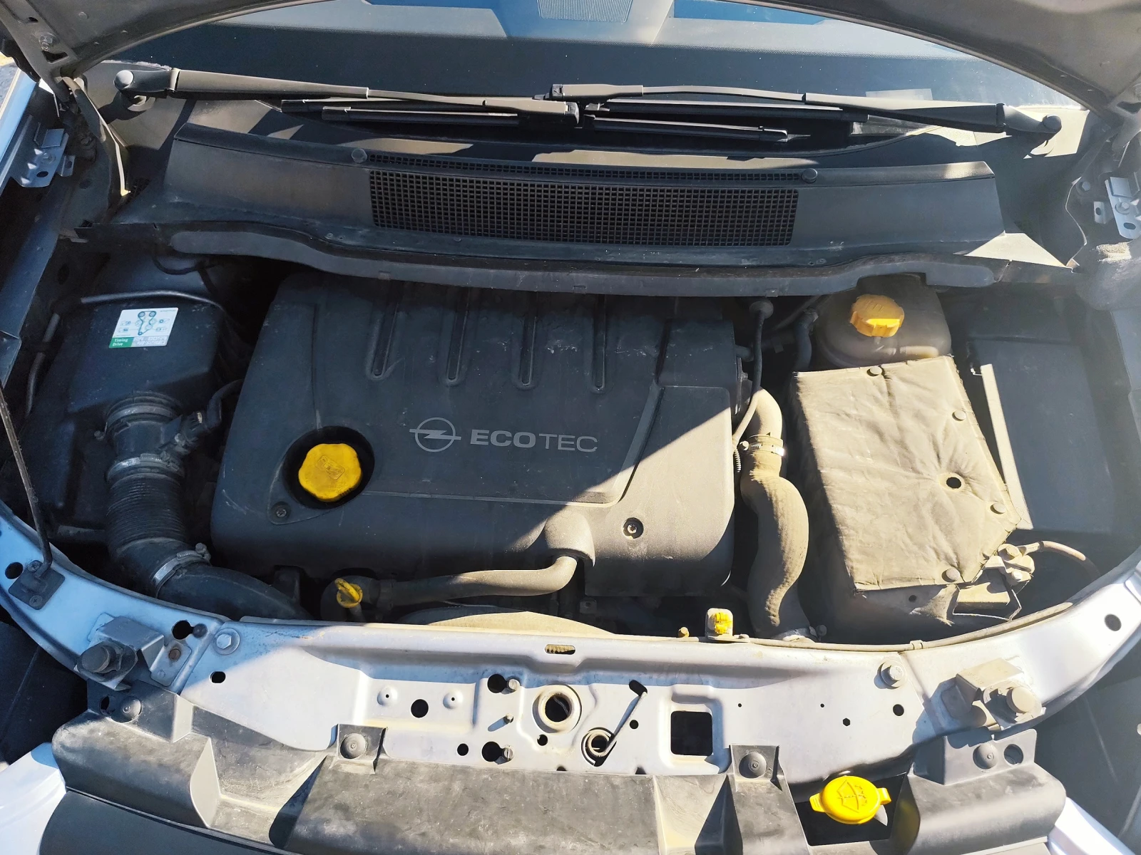 Opel Zafira, снимка 11 - Автомобили и джипове - 55527349