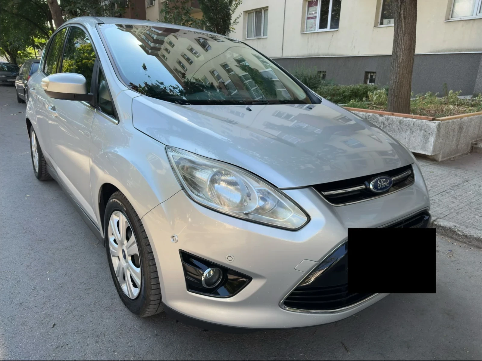 Ford C-max 2.0TDI Камера/Парктроник/Автопилот/Клима/140кс, снимка 2 - Автомобили и джипове - 55775525