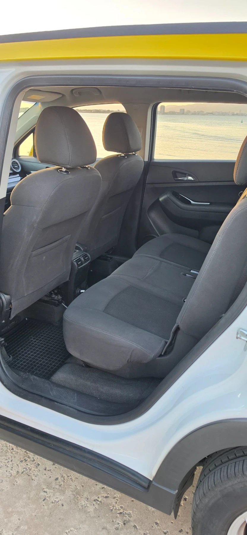 Chevrolet Orlando, снимка 6 - Автомобили и джипове - 55936883