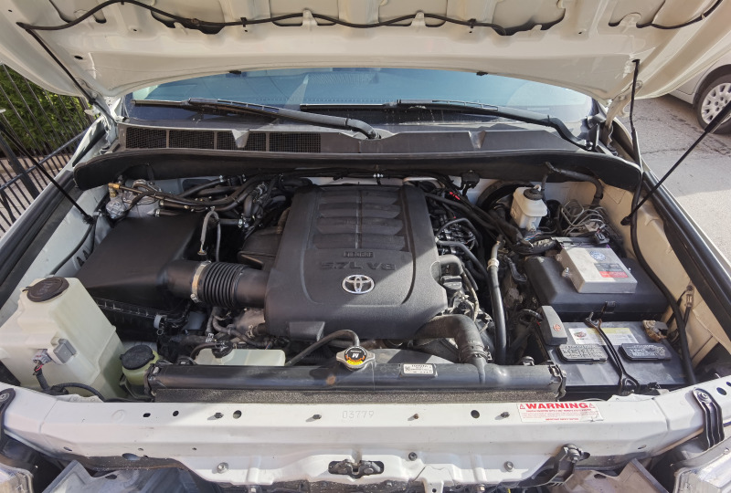 Toyota Sequoia Platinum, снимка 8 - Автомобили и джипове - 45724748