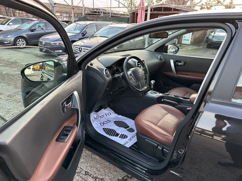 Nissan Qashqai 2.0i бензин /4х4 автомат, снимка 9 - Автомобили и джипове - 48575020