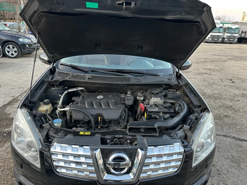 Nissan Qashqai 2.0i бензин /4х4 автомат, снимка 17 - Автомобили и джипове - 48575020