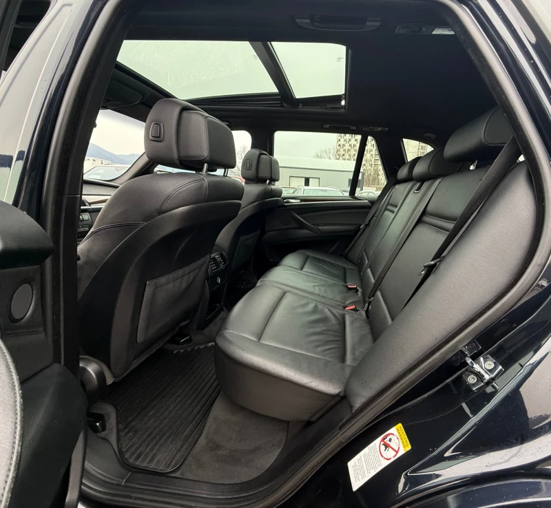 BMW X5 3.5D 286кс * М-Пакет* * Панорама* * Key-Less Go* , снимка 15 - Автомобили и джипове - 53055521