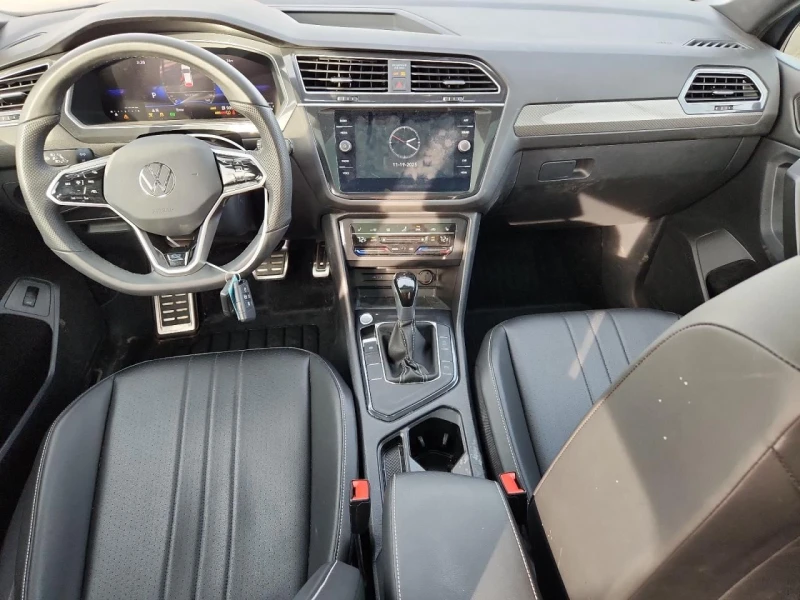 VW Tiguan, снимка 8 - Автомобили и джипове - 53168473