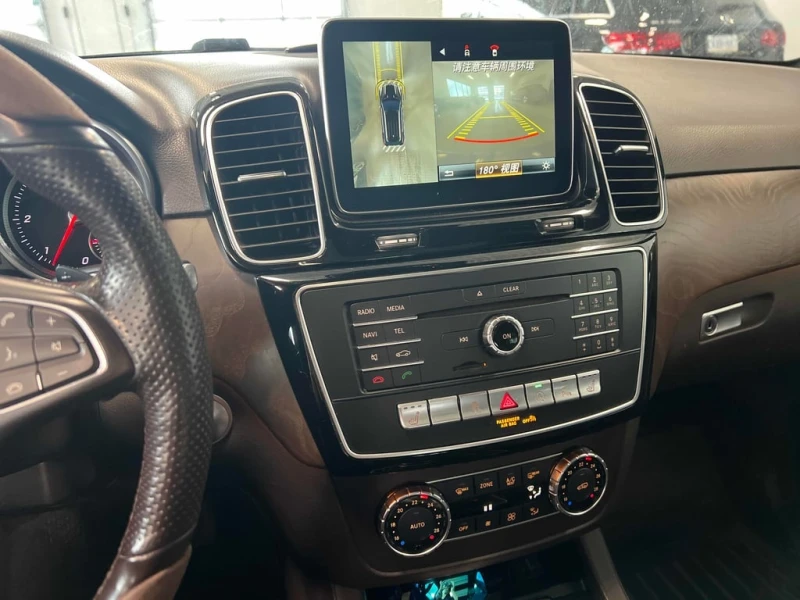 Mercedes-Benz GLE * 350d * CARFAX * 360 * ПОДГРЕВИ * ПАМЕТ, снимка 9 - Автомобили и джипове - 53434924