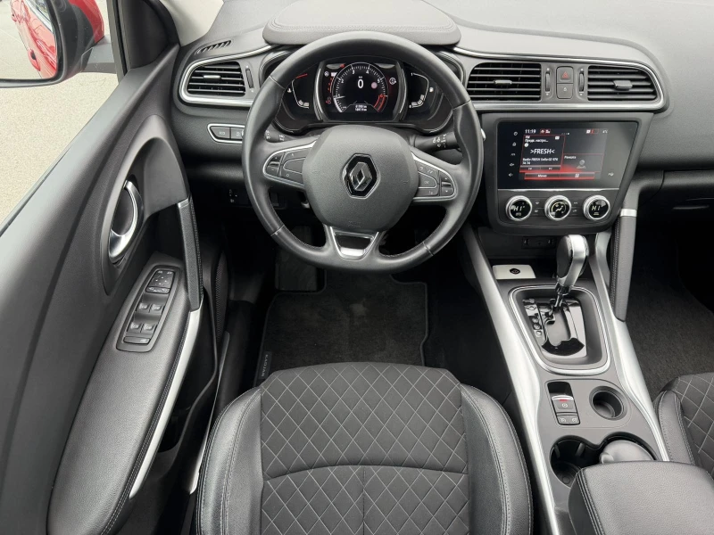 Renault Kadjar 1.3 Tce 140к.с., снимка 15 - Автомобили и джипове - 53497629