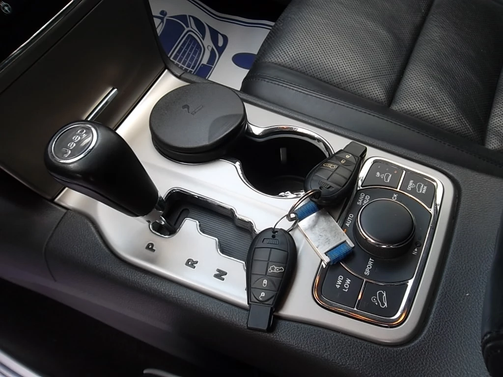 Jeep Grand cherokee 3.0 CRD 241 к.с  - изображение 8