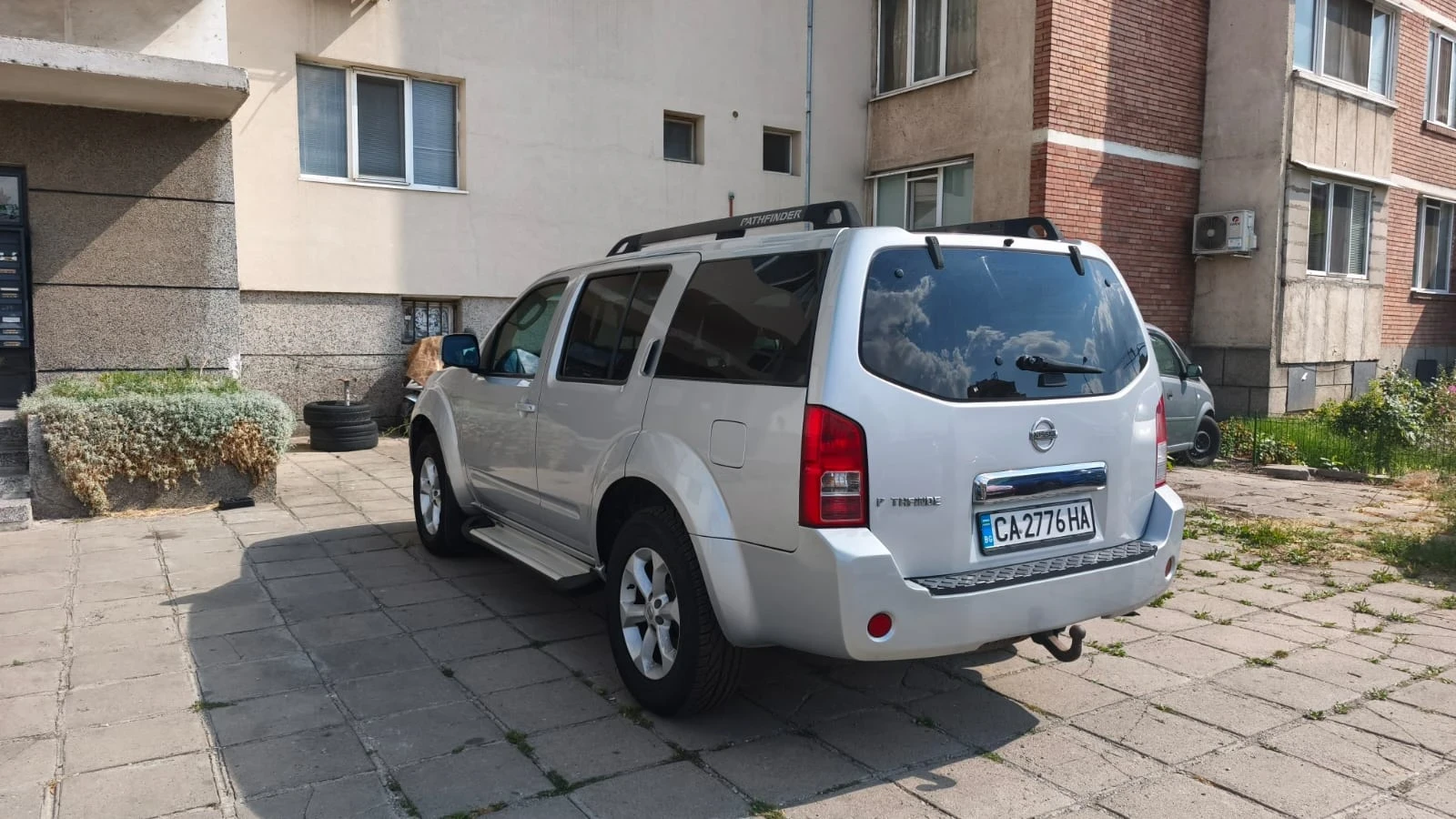 Nissan Pathfinder  - изображение 7