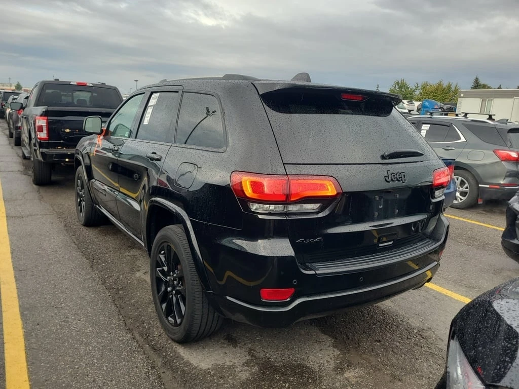 Jeep Grand cherokee * ALTITUDE * CARFAX * БЕЗ ПЪРВОНАЧАЛНА ВНОСКА - изображение 4