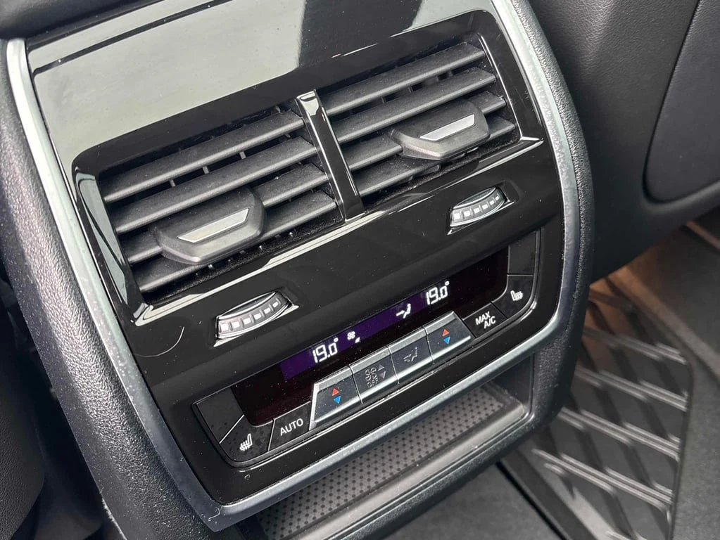 BMW X5 xDrive40i M SPORT* CARFAX * БЕЗ ПЪРВОНАЧАЛНА ВНОСК - изображение 10