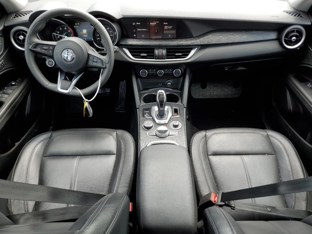 Alfa Romeo Stelvio !!УНИКАТ!! #ПЪЛНО ОБОРУДВАНЕ# !ПАНОРАМА, снимка 8 - Автомобили и джипове - 55041953