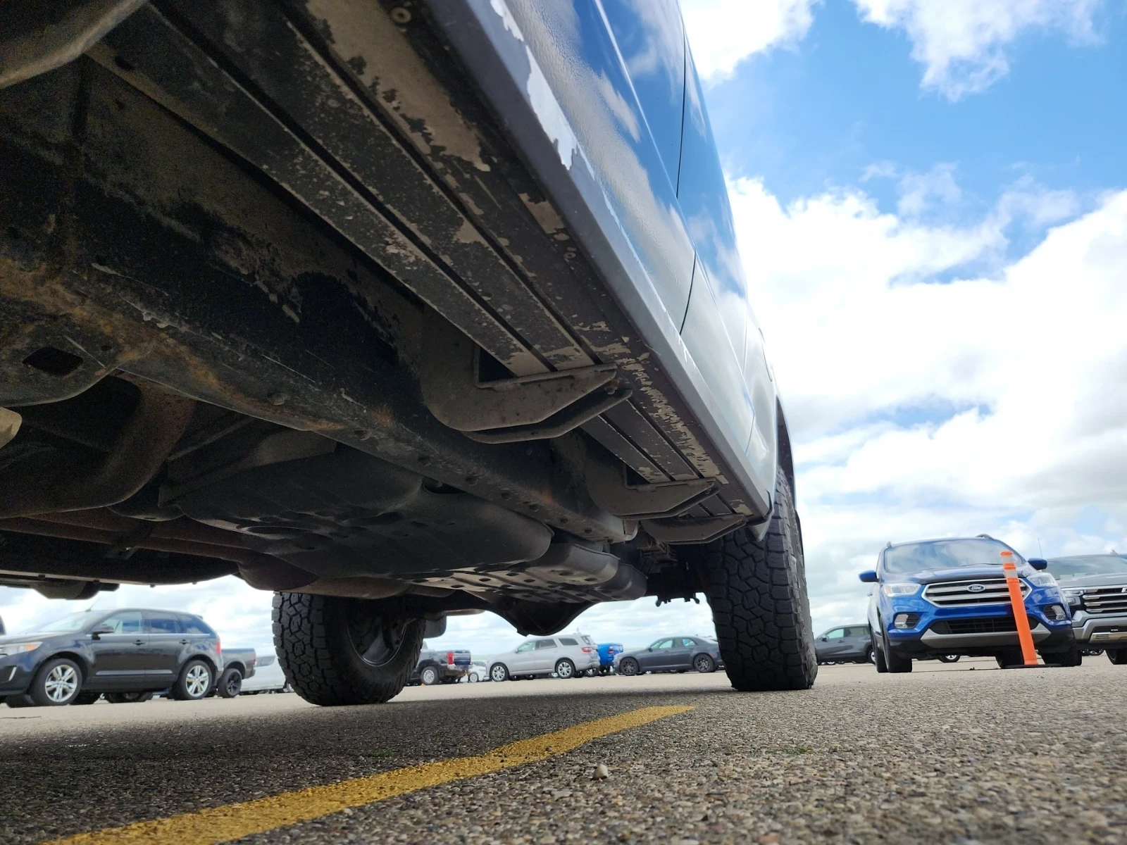 Toyota Tundra 5.7 V8 * SR5 PLUS CREW CAB STD BED * CARFAX * , снимка 14 - Автомобили и джипове - 55602989